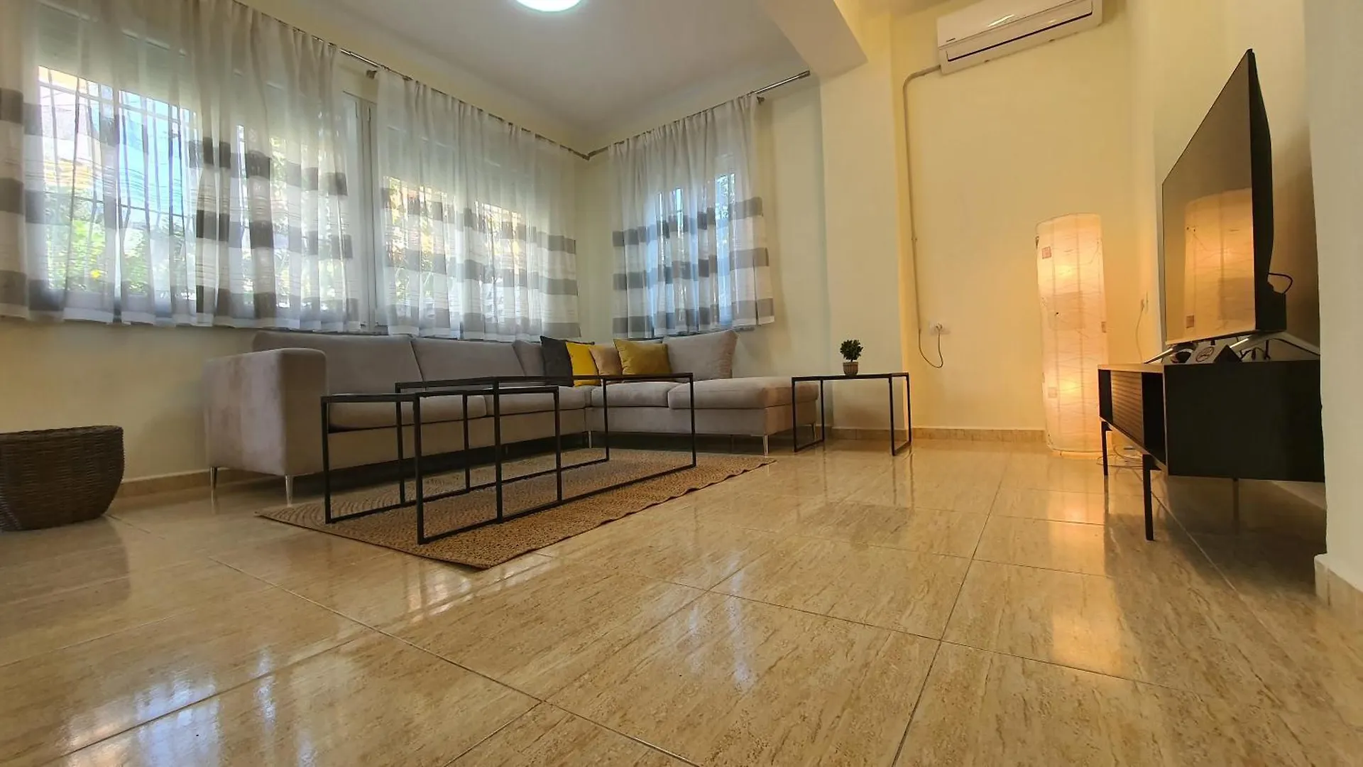 Orange House Villa Tirana Albania